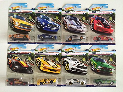 Hot Wheels Ford Performance 8er Fahrzeuge Set im Maßstab 1:64 für Kinder ab 3 Jahren, Unisex, Auto, Miniaturfahrzeug, Fahrzeug, Toyauto, Kinder, Autos