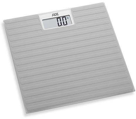 ADE Digitale Personenwaage BE 1509 Loreen. Elektronische Badezimmerwaage mit rutschhemmender Silikon-Oberfläche für maximalen Grip. Genaue Gewichtsbestimmung bis 180 kg. Inklusive Batterie. Grau