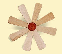 Rudolphs Schatzkiste Ersatzteile Ersatzflügelrad für Pyramide 74/20 und 74/21 HxBxT 0,7x10x10cm NEU Weihnachtspyramide Tischdekoration Holzpyramide Dekoration Weihnachten Wärmespiel Lichter Figur