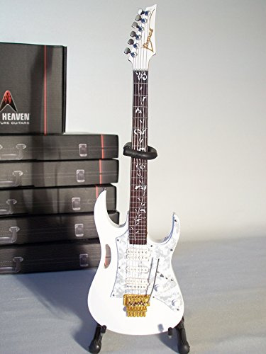 Axe Heaven Réplica de guitarra Steve Vai Signature White Jem (SV-130)