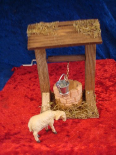 Krippenzubehör Brunnen mit Eimer und Schaf, 14 cm Höhe