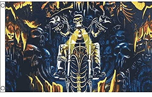 AZ FLAG Flagge Totenkopf mit Motorrad 150x90 cm Pirat Polyester 100D 2 Ösen | Für innen und außen dekorative Flagge doppelte Nähte und verstärkte Kanten mit Metallösen 100D Polyester