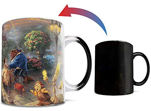 Thomas Kinkade's Zaubertasse „Die Schöne und das Biest verlieben sich“