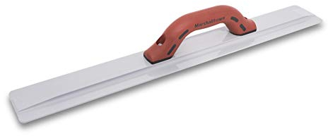 Lisseur à main Marshalltown avec poignée Durasoft, en magnésium, pour sol et béton, dimensions du lisseur : 610x79 mm