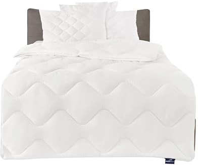 Traumnacht Cozy - 4-Jahreszeiten Bettenset, 1 x teilbare Bettdecke 155 x 220 cm und 1 x Kopfkissen 80 x 80 cm, weiß, Öko-Tex zertifiziert, produziert nach deutschem Qualitätsstandard