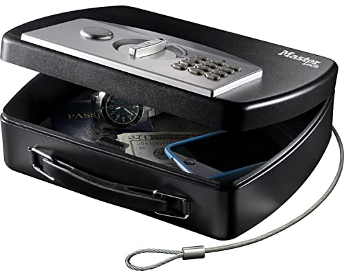 MASTER LOCK Tragbarer Tresor [Zahlenschloss] [mit Kabel] P008EML - Ideal für Elektrogeräten, Ausweispapieren, Bargeld und mehr