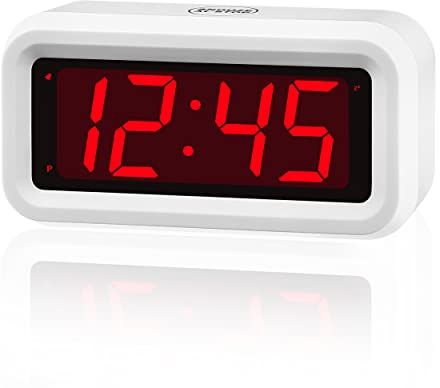 KWANWA Digitaler Wecker, LED Uhr Batteriebetrieben Tischuhr mit 3 Einstellbarer Helligkeit/Snooze/Ohne Ticken/12/24Hr 1,2'' Rote Digital Display Gut Lesbares Tragbarer Reisewecker weiß Wanduhr