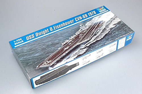 Trumpeter 1: 700 - USS Dwight D. Eisenhower CVN-69 (1978)