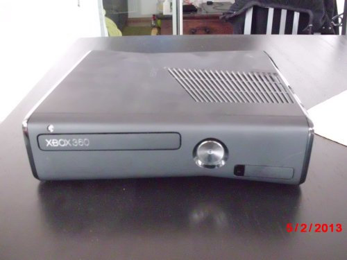 Console Xbox 360 250 Go + Forza motorsport 3 Ultime + Crysis 2 + Xbox Live Gold 3 mois