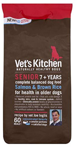Vet's Kitchen Protect & Care Complete Dry Senior Dog Food, Salmon & Brown Rice - Hypoallegenic with Added Health Benefits for Senior Dogs (7.5kg)