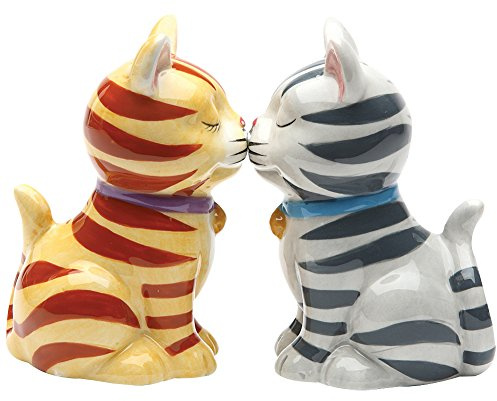 Striped Kissing Kittens Magnetized Tabby Cats Salt And Pepper Shaker Set