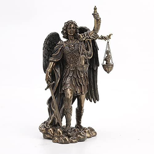 Statua di San Michele Pesatura Anime Figura Sant'Angelo