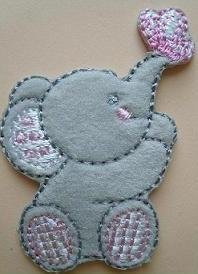 Elefant 3,4 cm * 4,7 cm Bügelbild Baby mit Schmetterling Tier Elephant Zoo Aufnäher Applikation Aufbügler
