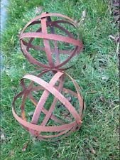 Zen Man Edelrost Garten Dekokugel aus Metall,30cm und 40cm 2st. Aus Metall,