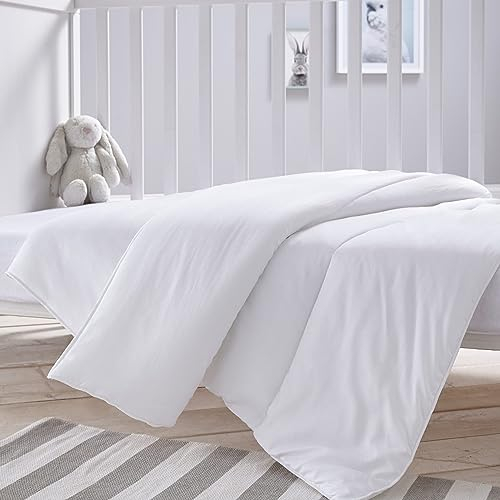 Silentnight Safe Nights Cot Bed Duvet 4 Tog – Anti Allergy Lightweight Soft Snug Nursery Quilt for Children, Kids, Toddlers – Hypoallergenic and Machine Washable – 150x120cm