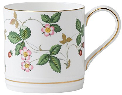 Wedgwood Delphi Tasse mit Motiv Walderdbeere, gold