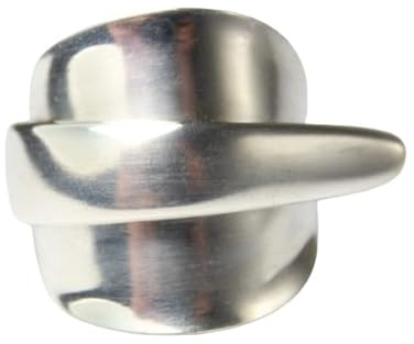 Besteckschmuck, ein Ring aus Besteck, etwa Größe 64 (20,5 mm).