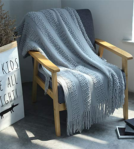 Hayisugal Wohndecke Sofaüberwürfe Strick Decke Decke mit Fransen Wolldecke Quaste Kuscheldecke Sofadecke Strickdecke für Fernsehen oder Nap auf dem Stuhl, Hellgrau, 130x170CM