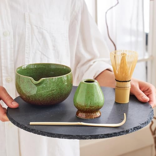 SOLACEA Juego completo de batidores de matcha: cuenco de matcha con boquilla, juego de batidor de matcha y soporte de batidor de cerámica con cuchara de bambú para matcha, cuenco Chawan de 16.9 onzas