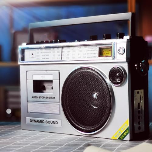 QYLTTDM Portable Retro Boombox, Retro Bluetooth Cassette Player, with AM/FM Radio, Classic 80s Style Retro Boombox CD Tape Player, Support SD/USB Input, For Family Gathering Travel Street Dance