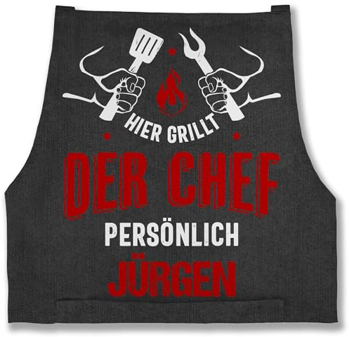 Geschenk mit Namen personalisiert by Shirtracer - Schürze - Grillschürze Herren Männer - Hier grillt der Chef persönlich mit Namen - Grillzubehör Chef Vatertag Geschenkidee Papa