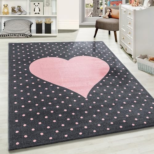Carpetsale24 Kinderteppich liebevolles Herzmuster Pink und Grau 140 x 200 cm - Kurzflor Teppich Kinderzimmer für Jungen und Mädchen Pflegeleicht Weich - Waschbar Spielteppich Babyzimmer Babyteppich