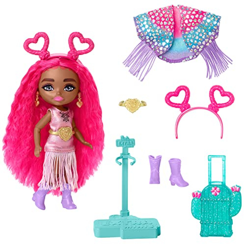 Barbie Poupée Extra Minis Festivalière 14 Cm Extra Cool Voyage avec Tenue pour Le Désert, Tenue À Franges Et Accessoires pour Vacances, Socle Inclus, Jouet Enfant, Ados, Dès 6 Ans, HPB19