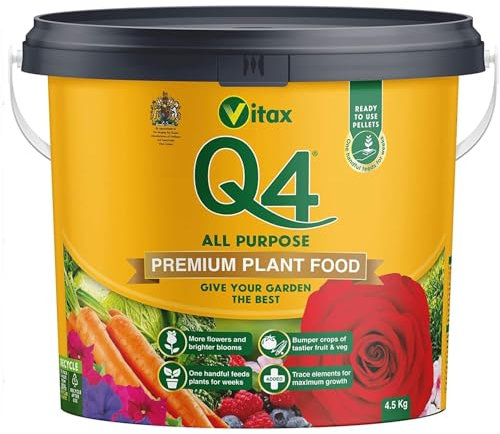 Vitax Q4 Fertiliser for Professional Gardeners & Vegetable Growers - High-Performance Plant Food to Increase Yields, Promote Healthy Growth for Vegetables, Flowers, Lawns, and Gardens (Q4 4.5Kg)