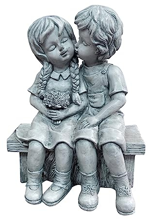 BESPORTBLE Kreative Harz Statue Junge Und Mädchen Küssend Garten Deko Skulptur Für Außenbereich Hof Dekoration Langlebig