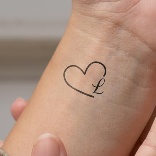 Inkster - Herz mit Initialen Tattoo - Buchstabe L - vegane & wasserfeste Temporäre Tattoos für Erwachsene - EU-Kosmetikzertifizierte Farbe