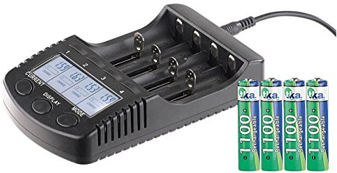 tka Köbele Akkutechnik Akku Ladegeräte: Hochleistungs-Schnell-Ladegerät mit Display und 4 NiMH-Akkus Typ AAA (Akkuladegerät 18650, Akkuladegerät AA, Handy Ladestation)