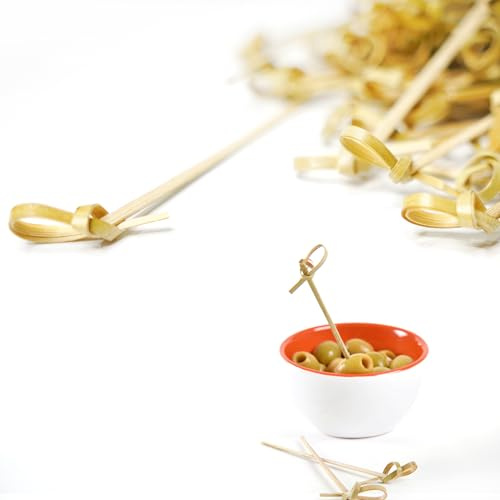 CAPACITEA Lot de 100 brochettes nouées en bambou avec extrémités torsadées pour apéritifs de fête, 9 cm