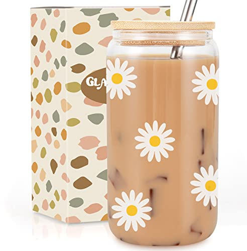 GSPY Daisy Aesthetic Gifts, Iced Coffee Cup, Cute Glass Cups with Lids and Straws - Cute Mugs, Flower Mug, Glass Tumbler - Valentines Day, Birthday Gifts for Women, Coffee Lovers, Friend, Girls, Mom