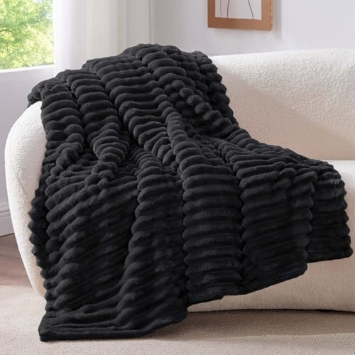 BEDELITE Kuscheldecke Flauschig Deko Decke für Sofa, Schwarz, 125x150 | Flanell Fleecedecke, Cord Überwurf für Wohnzimmer und Schlafzimmer, weiche Wohndecke, Tagesdecke, das ideale Geschenk