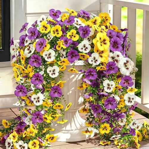 Homcomodar 2 Stück Kunstblumen Hängend Stiefmütterchen Kunstblumen wie echt Künstliche Blumen für Draußen Künstliche Hängepflanzen für Innen Drauß Balkon Haustür Garten Sommer Deko(Lila+Gelb+Weiß)