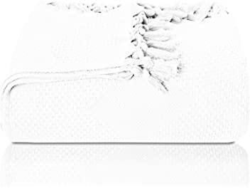 LAYNENBURG Premium Copriletto con frange annodate a mano - 100% cotone - 180 x 220 cm - Coperta estiva in Waffle Piqué - Coperta in cotone come coperta da letto, coperta da divano (Bianco)