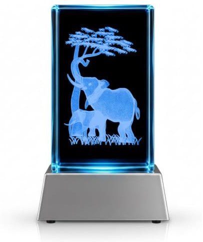 Kaltner Präsente 3D Kristallglas Elefantenfamilie mit LED Sockel – Lasergravur Glasquader mit Farbwechsel – Stimmungslicht Nachtlicht Deko Geschenk für Familie Tierliebhaber