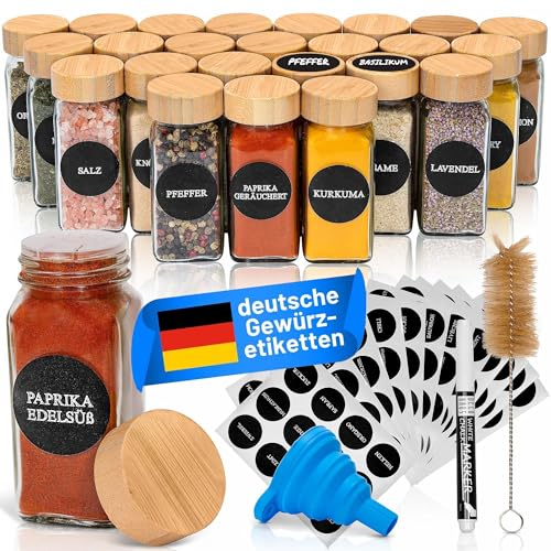 Deco Haus® Gewürzgläser eckig mit Holzdeckel 24er Set [+ Etiketten & Streueinsatz] - Gewürzdosen Set Glas - Gewürzbehälter Spice Jars - Aufbewahrung - Behälter für Gewürze - Gewürzaufbewahrung