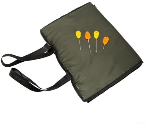 Foldable Fishing Unhooking Mat Carp Landing Cushion with 4 Baiting Needles Protective Fish Care Equipment Lightweight Portable Transport Fishing Tool Kit Green Black 80x35x1cm