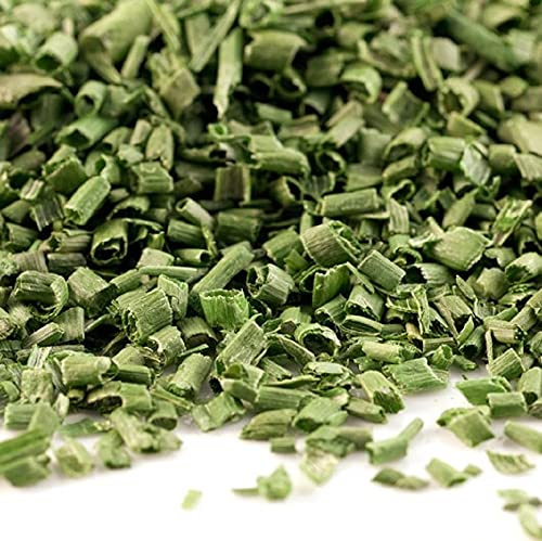 8 Ounce Freeze Dried Chives - A staple in any home kitchen. Versatile and great to add flavor or garnishing to any dish! - Country Creek LLC