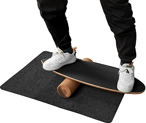 GYMAX Planche d’Équilibre en Bois avec Tapis Antidérapant et Rouleau, Charge 227 kg, Balance Board pour Adultes Adolescents pour Améliorer Stabilité, Entraînement du Corps (Noir)