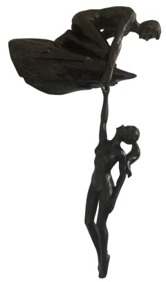 Mann am Klippenrand hält eine hängende Frau Skulptur Wandbehang Statue ungewöhnliche Dekoration einzigartiges Geschenk Wanddekoration Klettern