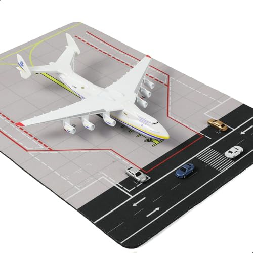 QIYUMOKE 1/400 AN-225 flygplansmodell med gummiflygplatsmatta och 5 minibil, formgjuten metall Antonov 225 Mriya flygplansmodellkit för vuxendekoration, militärt flygplan eller gåva (matta: 25 × 35 cm