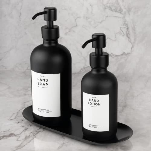 MONOKO 2er Set Seifenspender Schwarz Matt aus Glas mit Tablett | 500/250ml Spülmittelspender Küche | Flaschen zum Befüllen | Spender Pumpkopf Edelstahl | Pumpflasche + Aufkleber