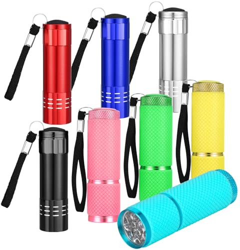 Lot de 8 petites lampes de poche LED super lumineuses avec 9 LED, alimentées par piles avec cordon pour enfants et adultes, pour camping, randonnée, extérieur, sans batterie [Classe énergétique A+++]