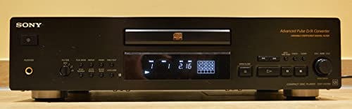 Sony XB720 CD-Player Schwarz mit AUX-Anschluss für Lautsprecher und Kopfhörer, unterstützt PCM, tragbar, enthält MP3-Player, 2 Kanäle, Gehäuse, 3,5 mm Klinke und Buchse