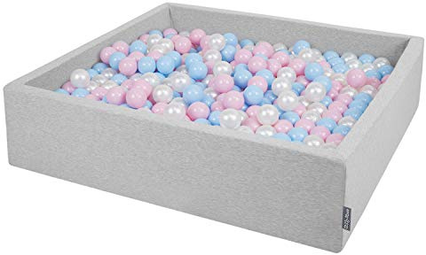 KiddyMoon Großes Bällebad Quadrat 120 x 120 x 30 cm mit 200 Bällen 7 cm Weiches und Sicheres Spielzeug Ballgrube Abnehmbarer Bezug Waschbar