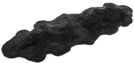 Cakla Lammfell Echt 210-200 cm x 55-65 cm - Schaffell Echt aus Zwei Lederseiten Genäht - Fellteppich Schwarz - Deko Fell für Stühle und Sofa - Natürliche Lammfell Teppich Wohnzimmer
