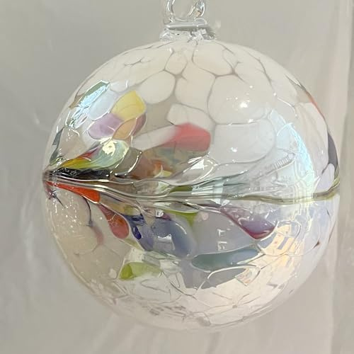 Kugel zum hängen Glaskugel Ornament weiß bunt Fensterdekoration mundgeblasenes Kristallglas Durchmesser ca. 10 cm