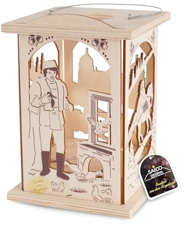SAICO Laterne DREI Haselnüsse für Aschenbrödel® 12 cm - Handgefertigte Holzlaterne mit LED-Beleuchtung und Timer - Märchenhafte Erzgebirgische Holzkunst - Tischdeko Winter und Weihnachtsdeko